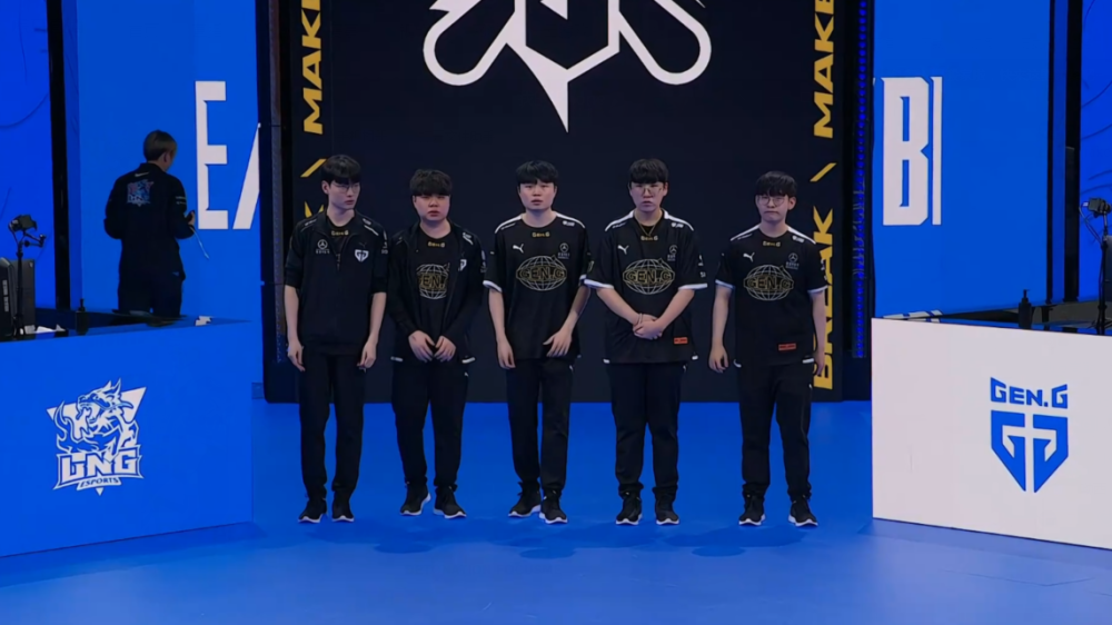 对抗和高消 对抗和高消