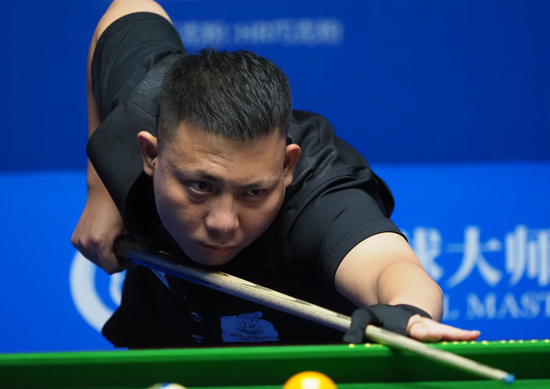 离接触球员 离接触球员