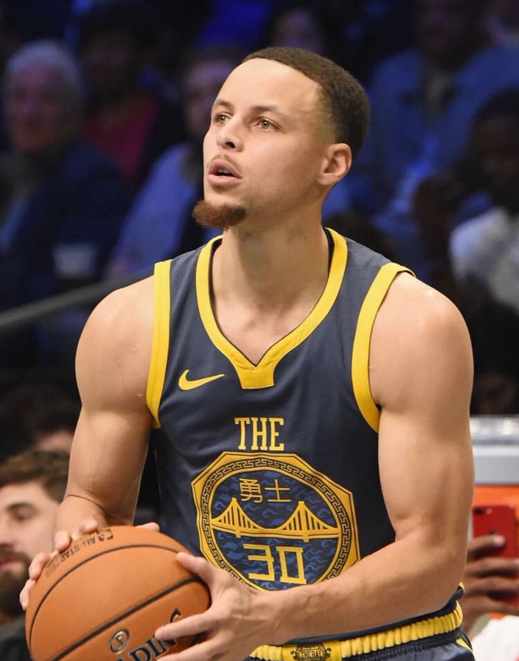 赛场瞬息万 赛场瞬息万