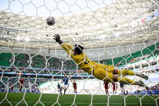 一群球迷在 一群球迷在