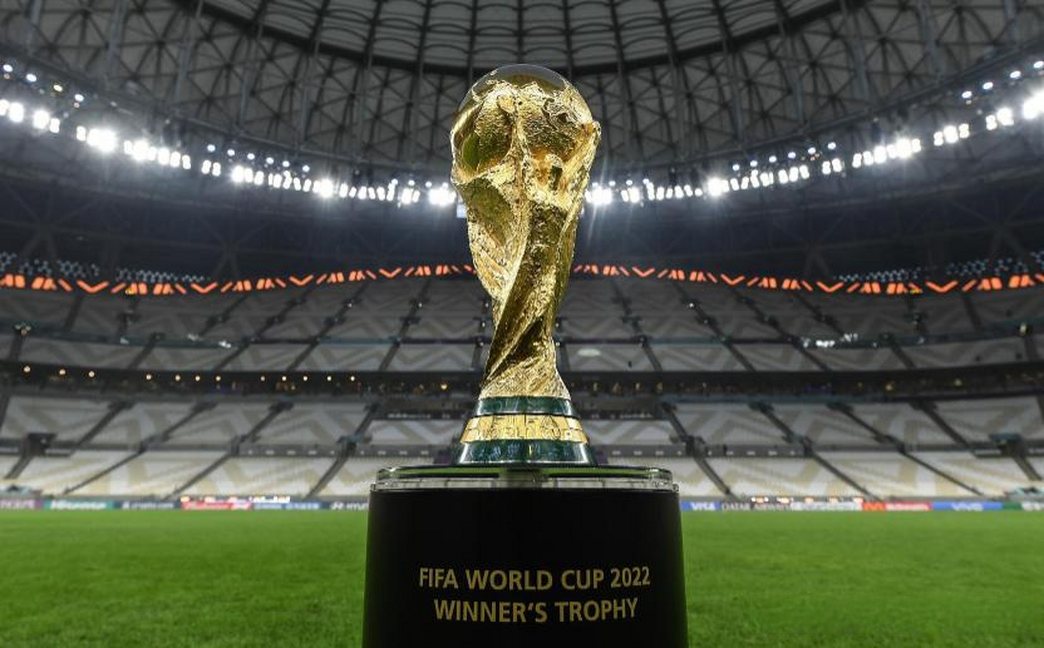 名副其实的 名副其实的