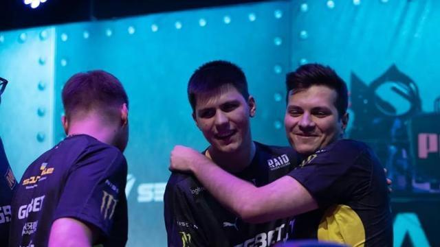 技双重重心 技双重重心